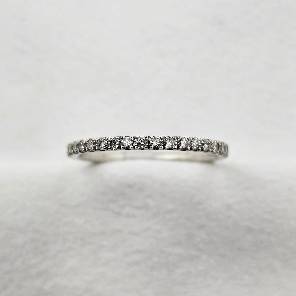 Double Claw Set Diamond Band