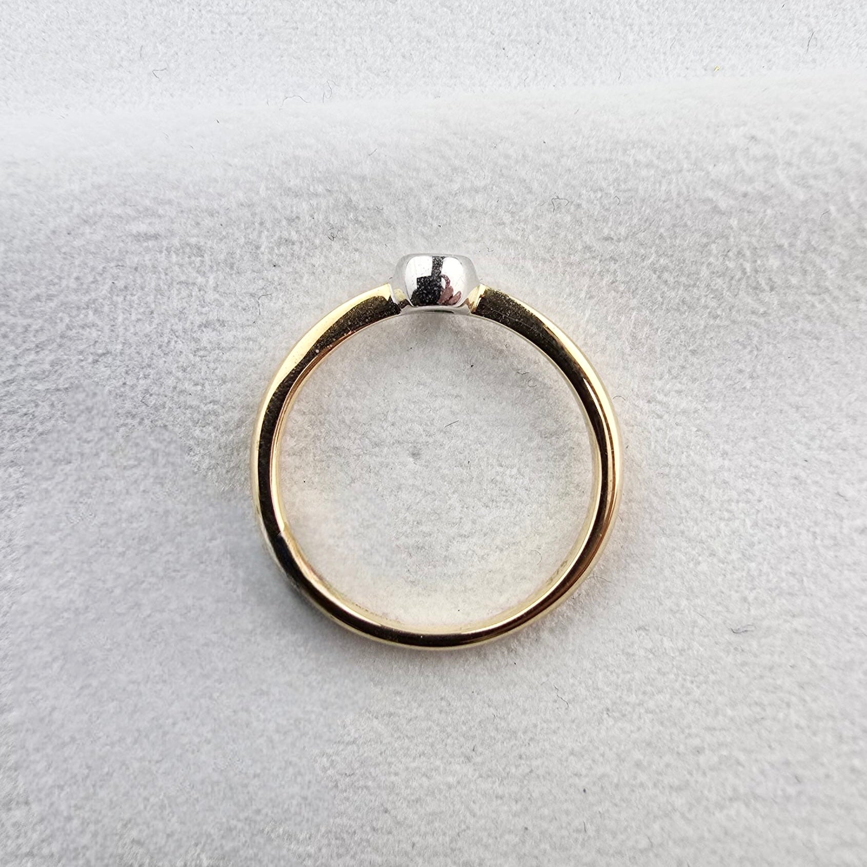 Rub Over Set Round Emerald Ring