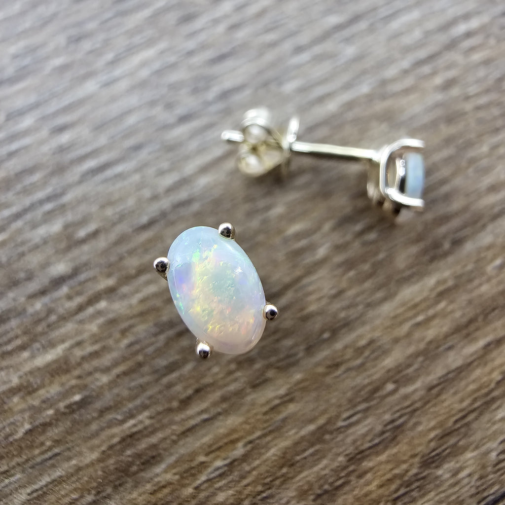 Oval Claw Set Opal Earrings
