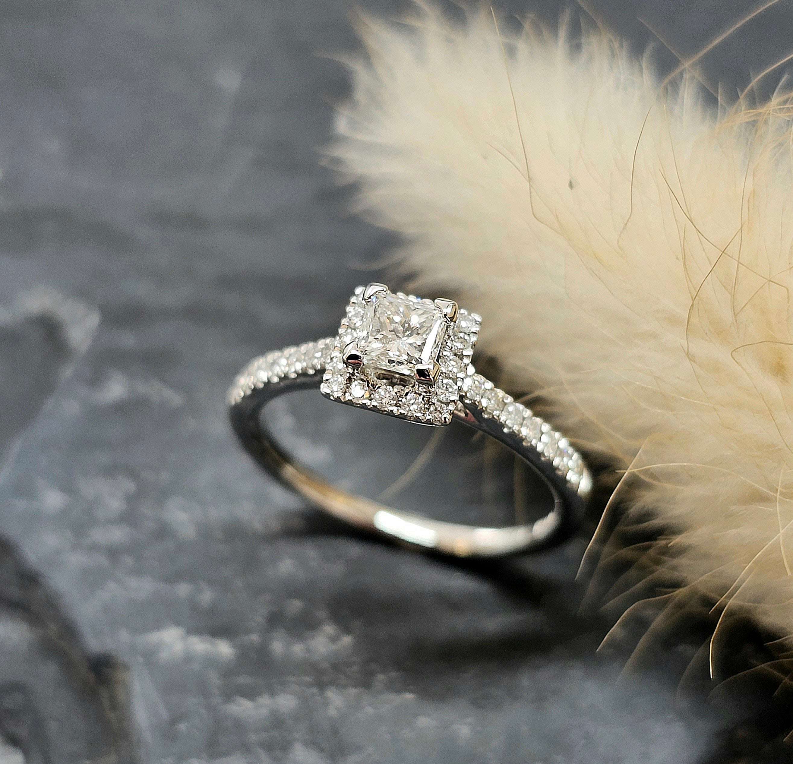 Princess cut diamond halo ring