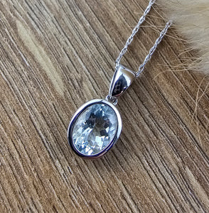 Aquamarine rubover pendant