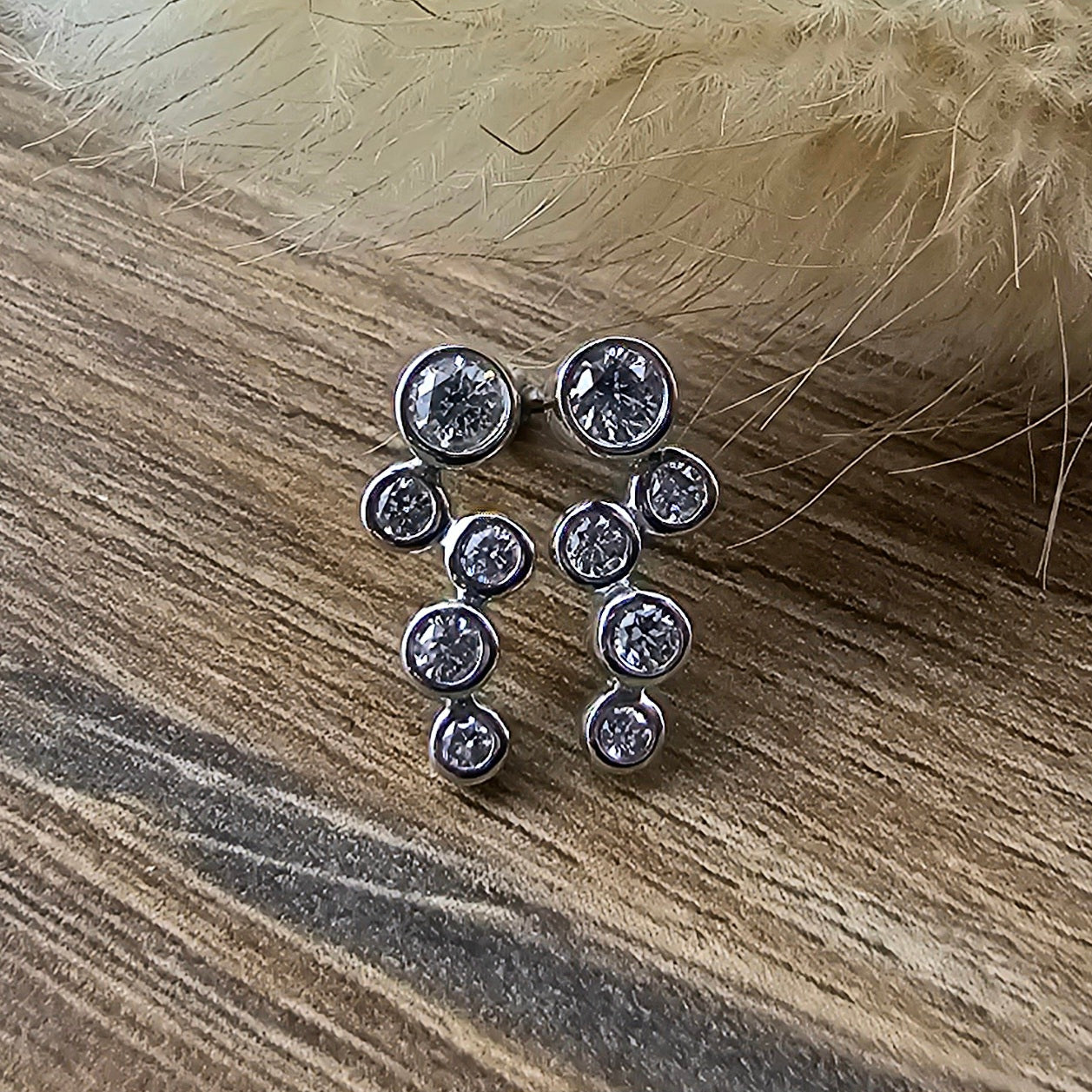 Diamond bubble medium stud earrings