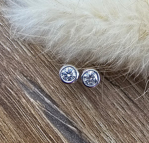 Diamond rubover stud earrings