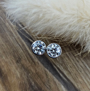 Diamond rubover large stud earrings