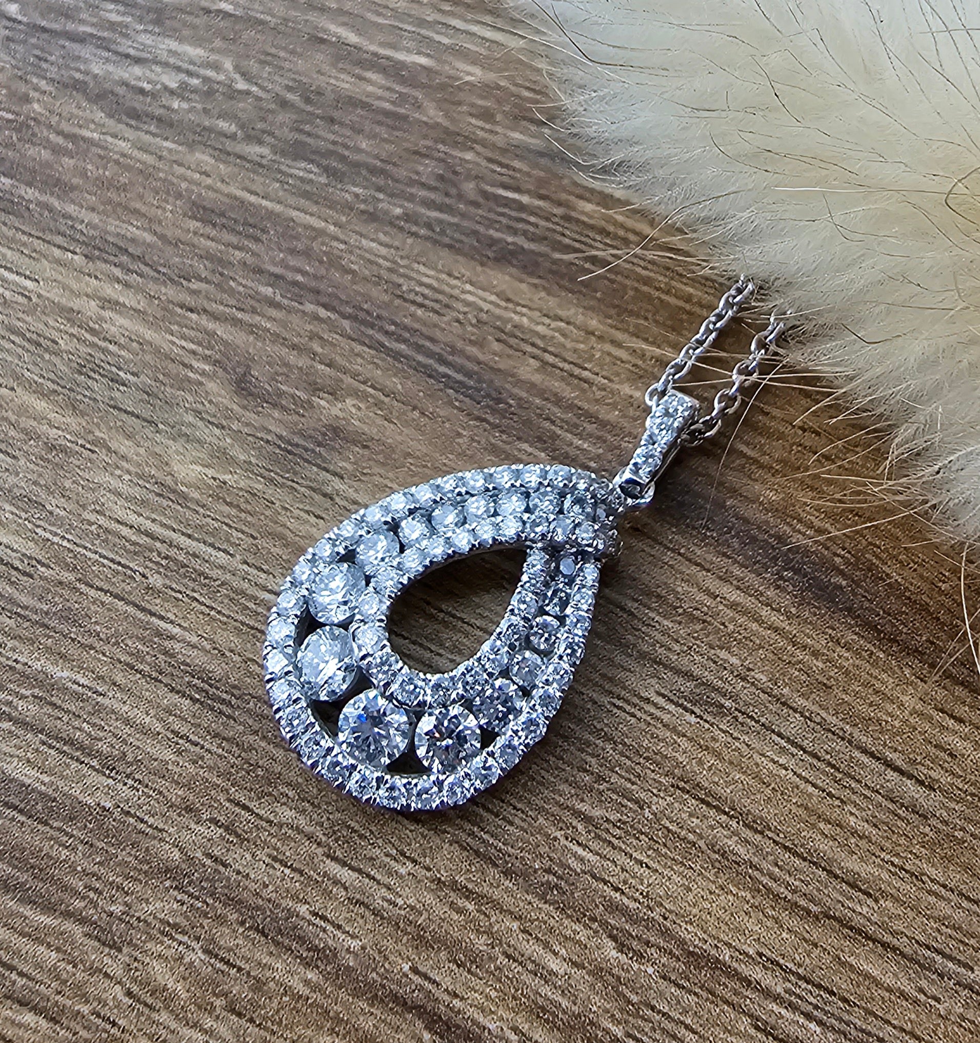 Teardrop diamond pendant