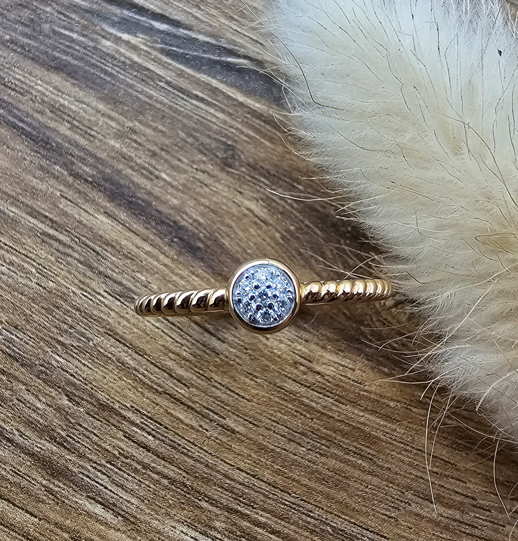 Diamond set circle beaded band