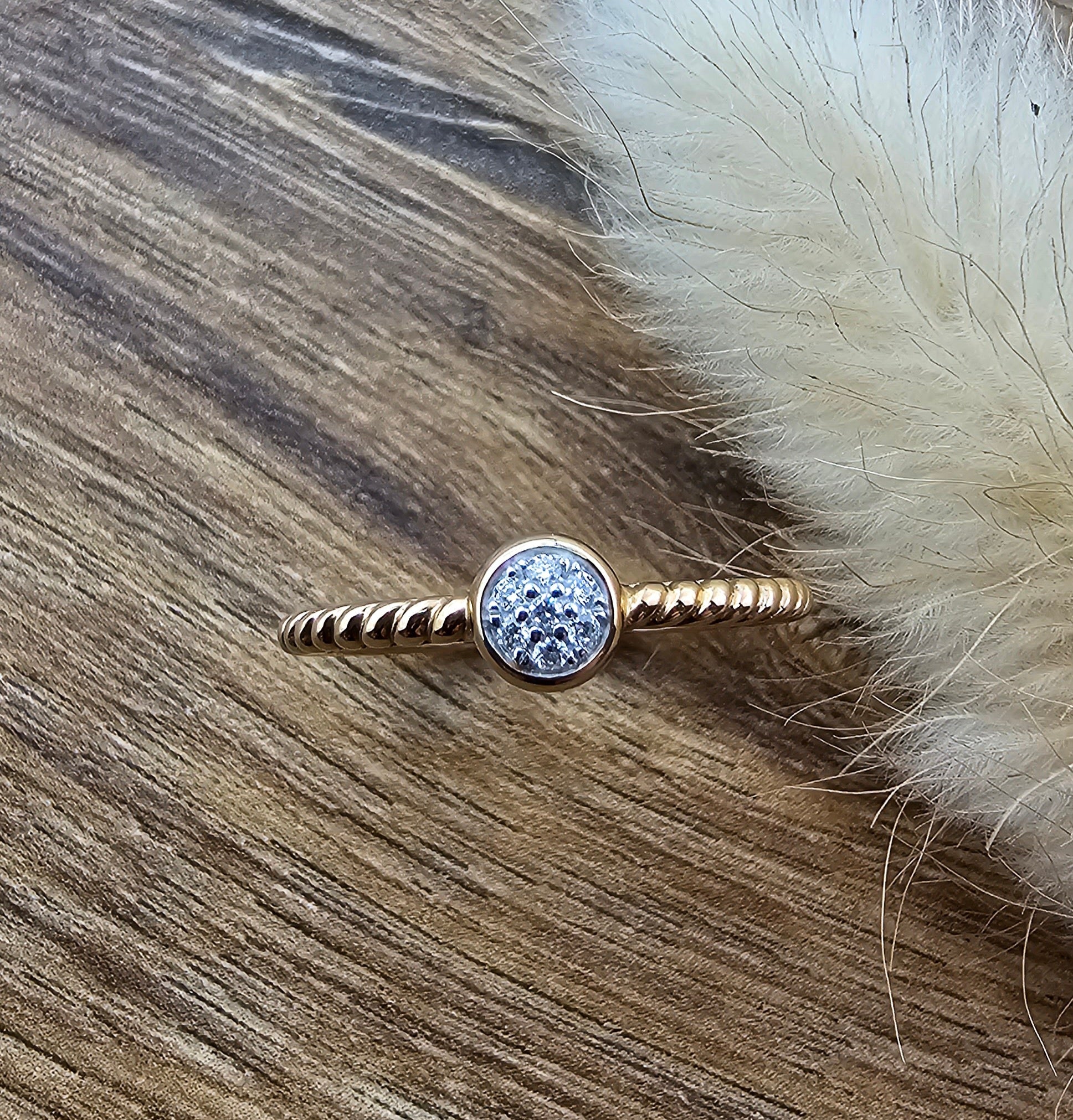 Diamond set circle beaded band