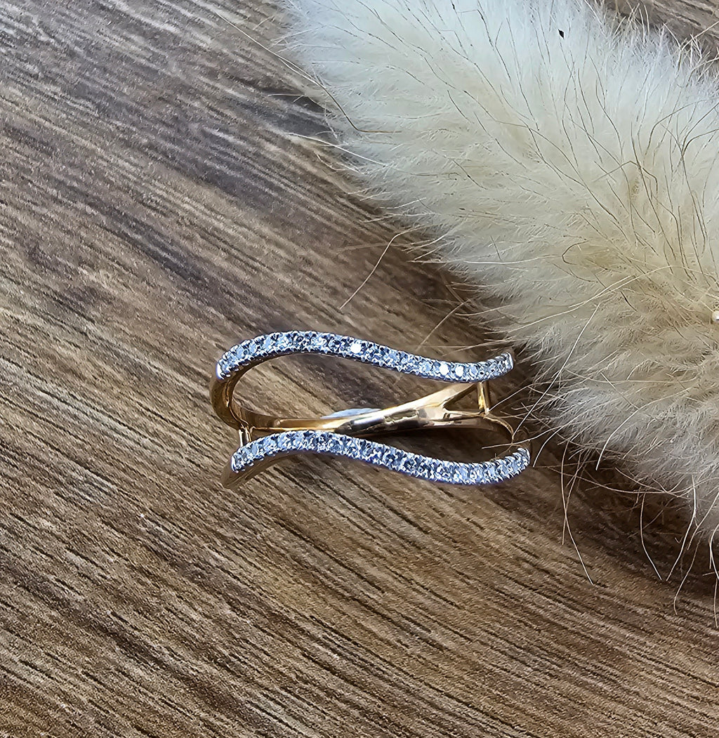 Diamond double wave ring