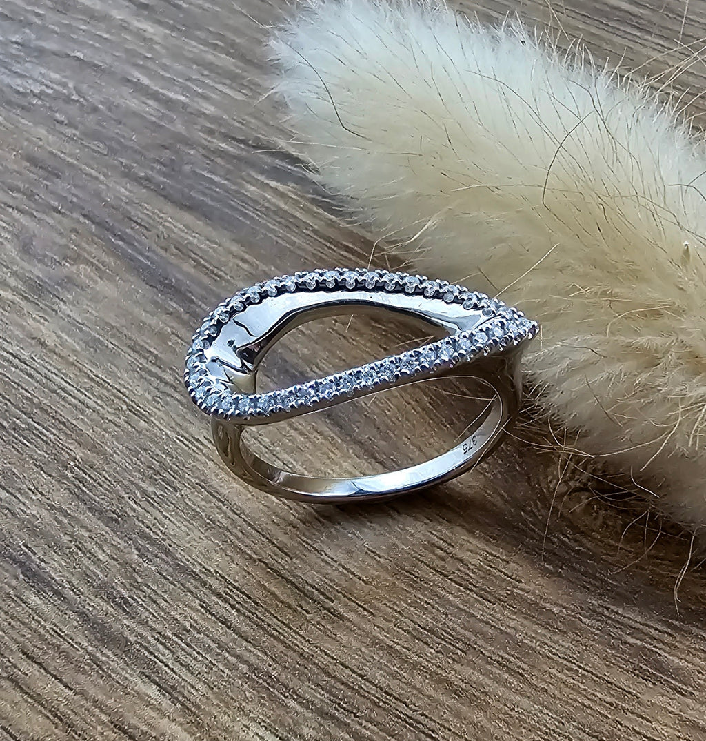 Diamond set teardrop dress ring