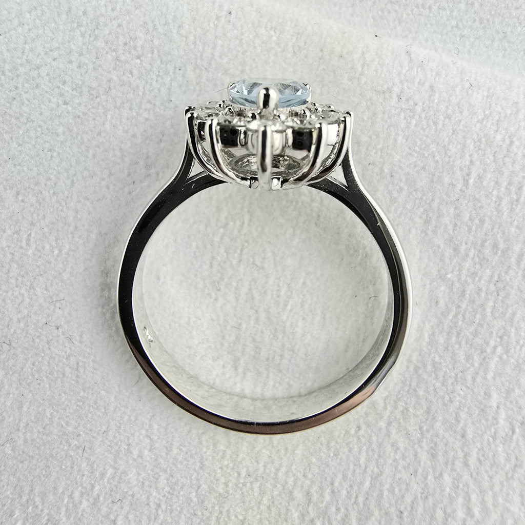 Pear shaped aquamarine cluster ring