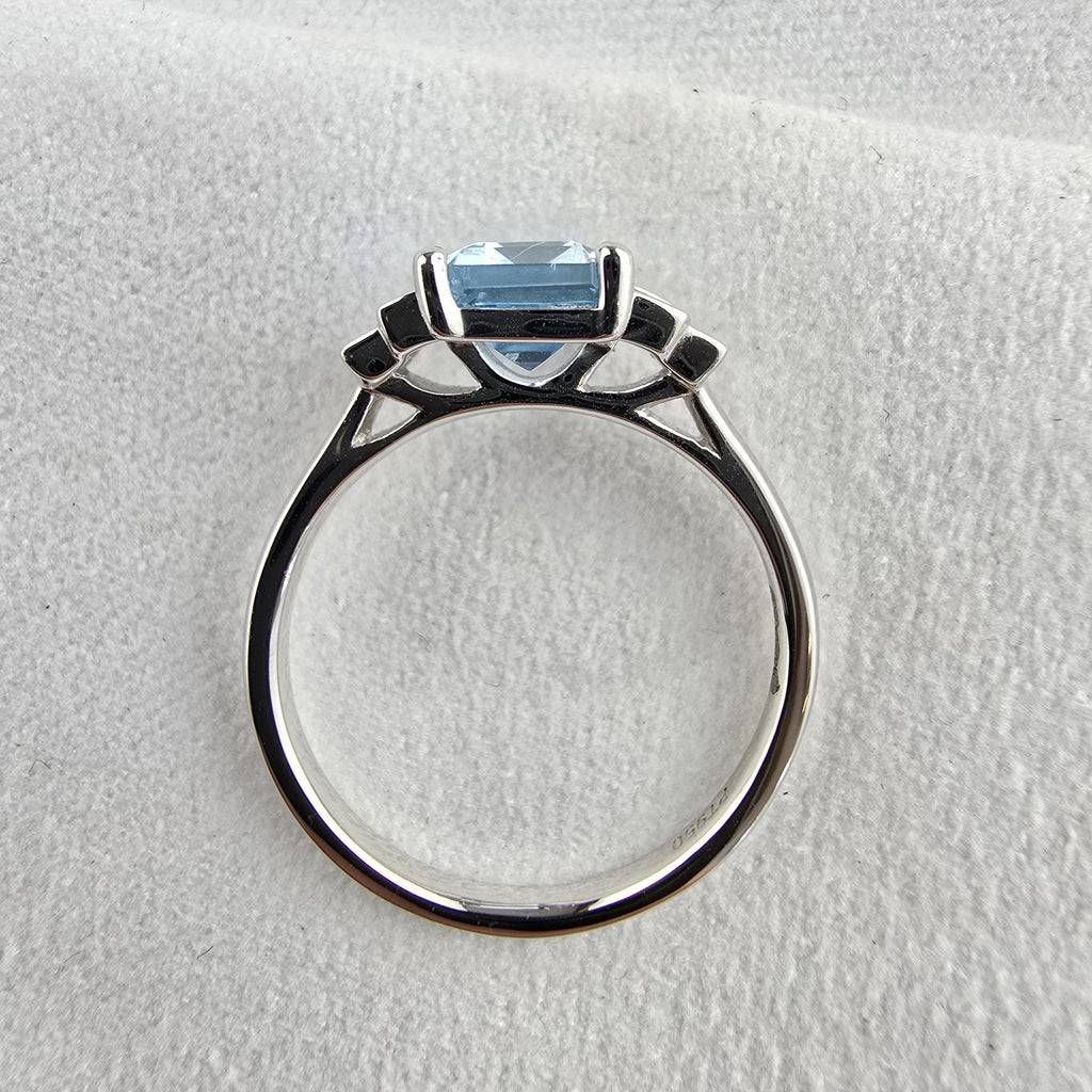 Octagonal aquamarine and diamond ring
