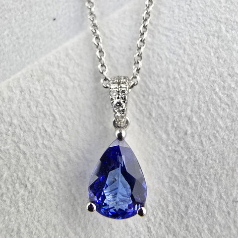 Pear shaped tanzanite pendant