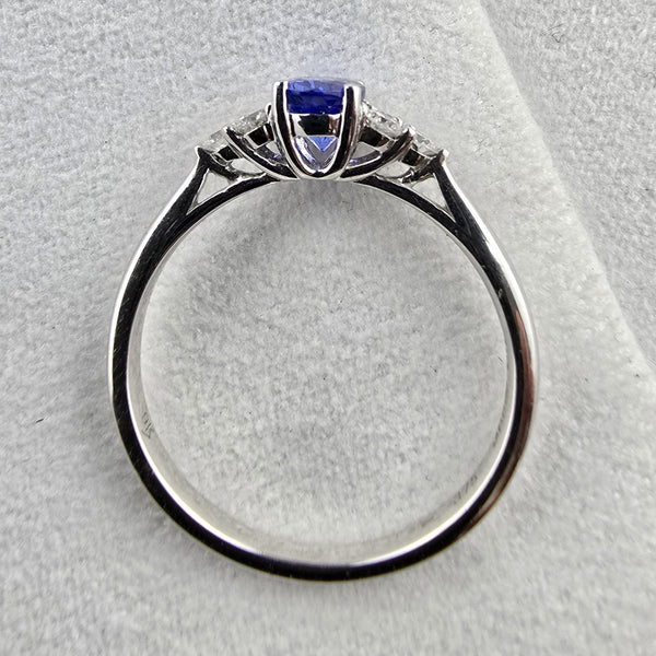 Tanzanite and diamond trefoil ring