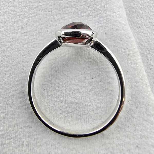 Round Garnet Ring