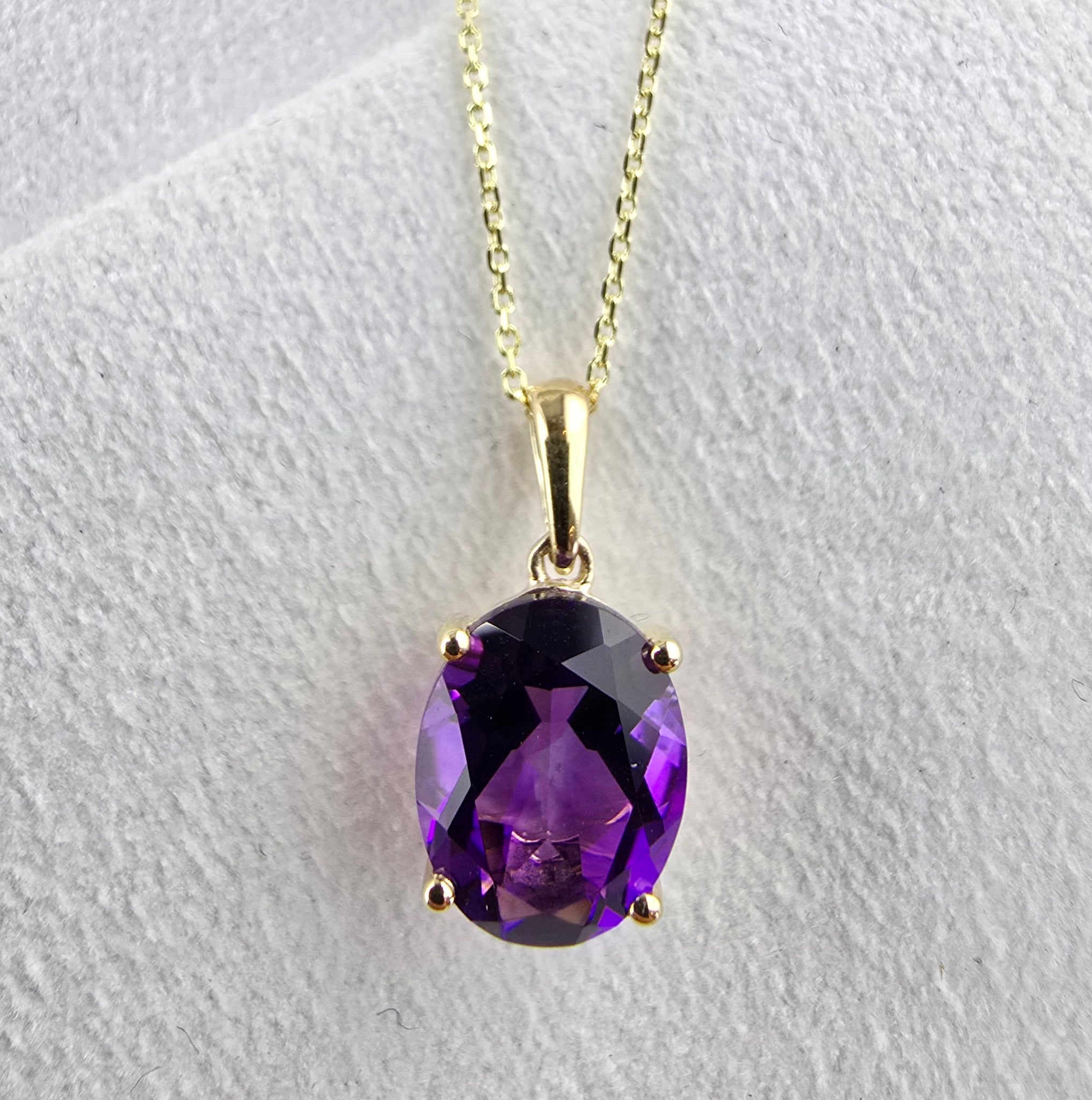 Oval Amethyst Pendant