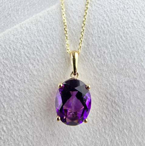 Oval Amethyst Pendant