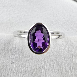 Oval Rubover Amethyst Ring