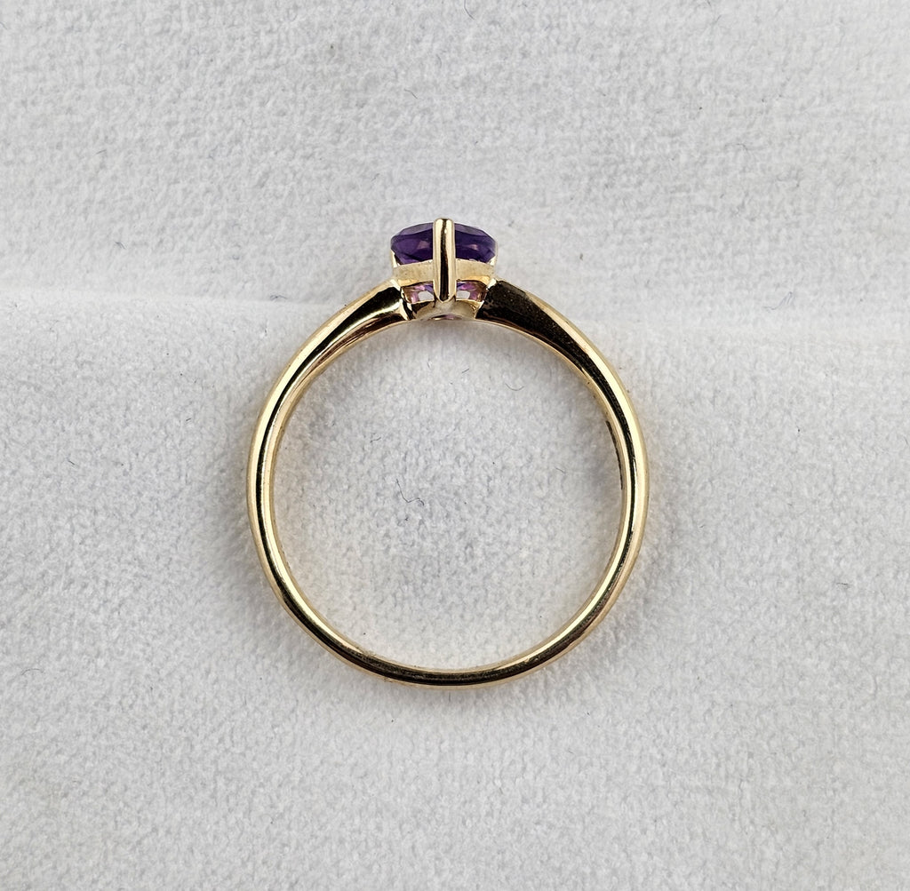 Pear Claw Set Amethyst Ring