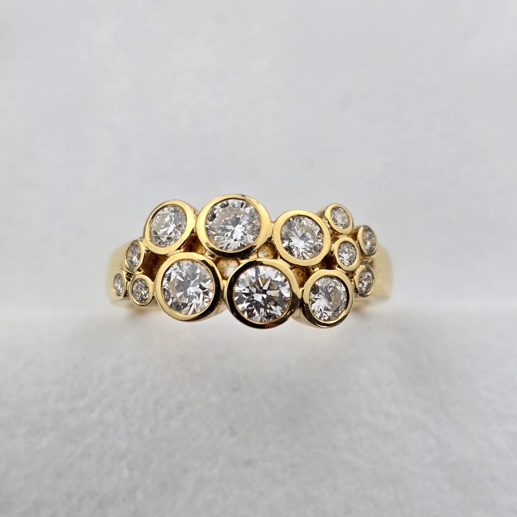 Diamond Cluster Bubble ring