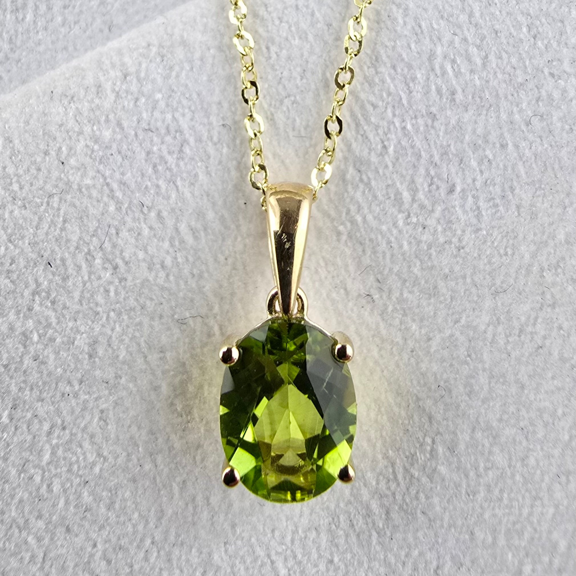 Oval Peridot Pendant