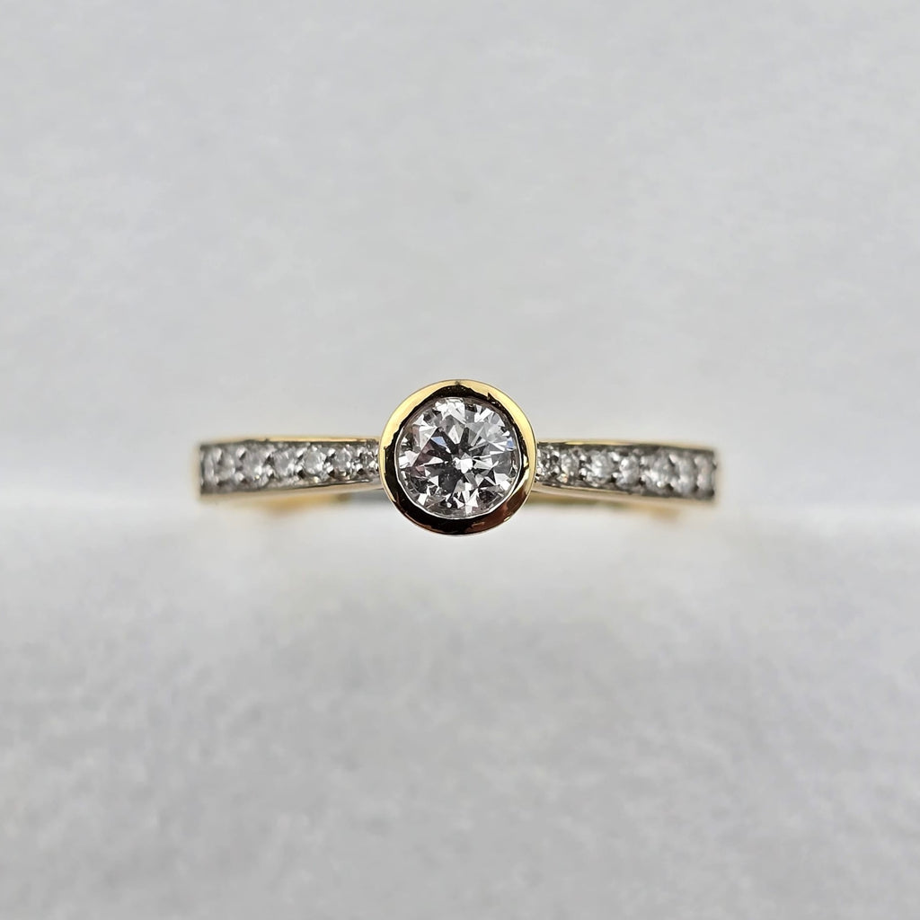 Rubover Set Diamond Ring
