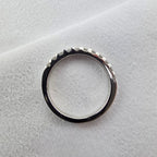Scalloped Claw Set Diamond Band