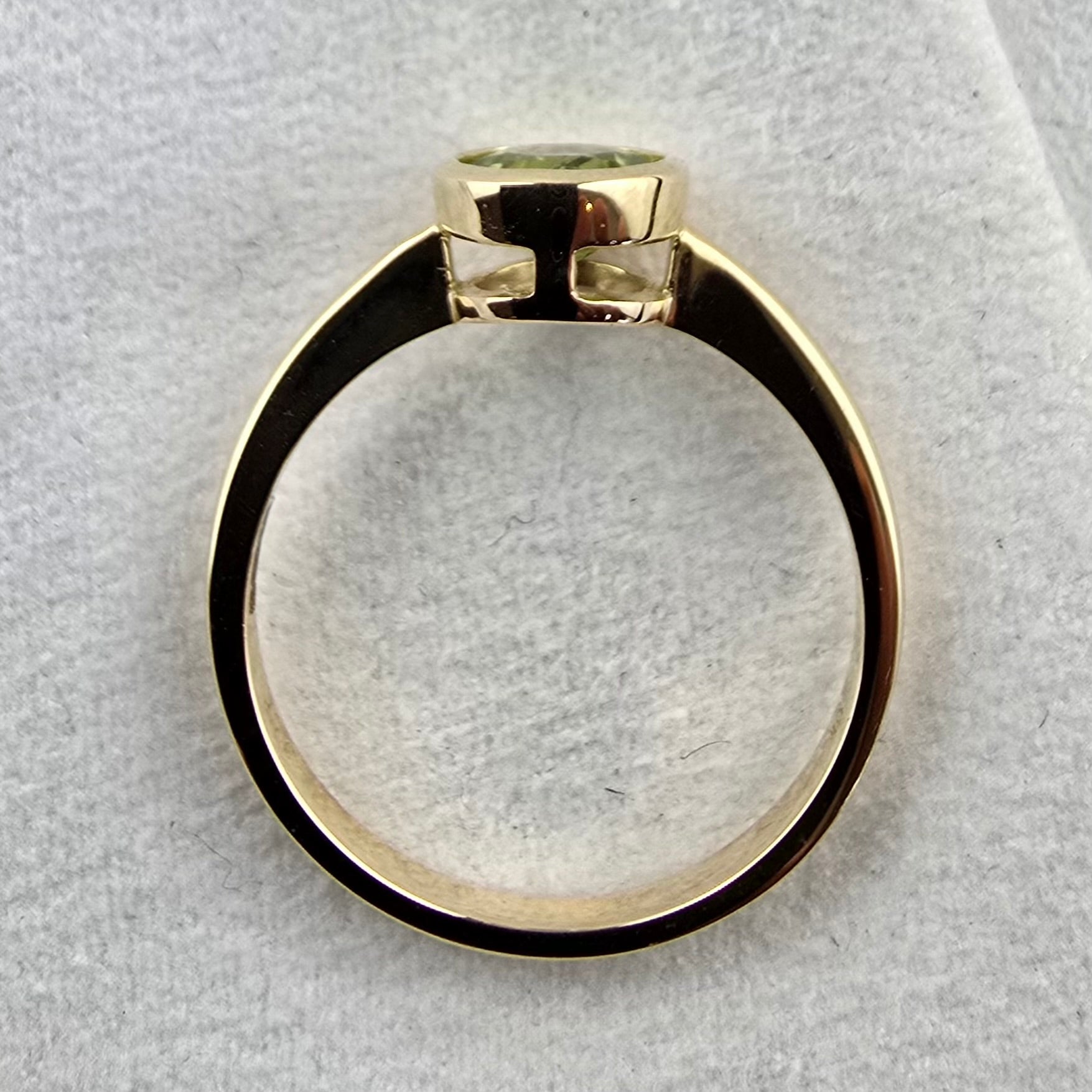 Round Peridot Rubover Ring