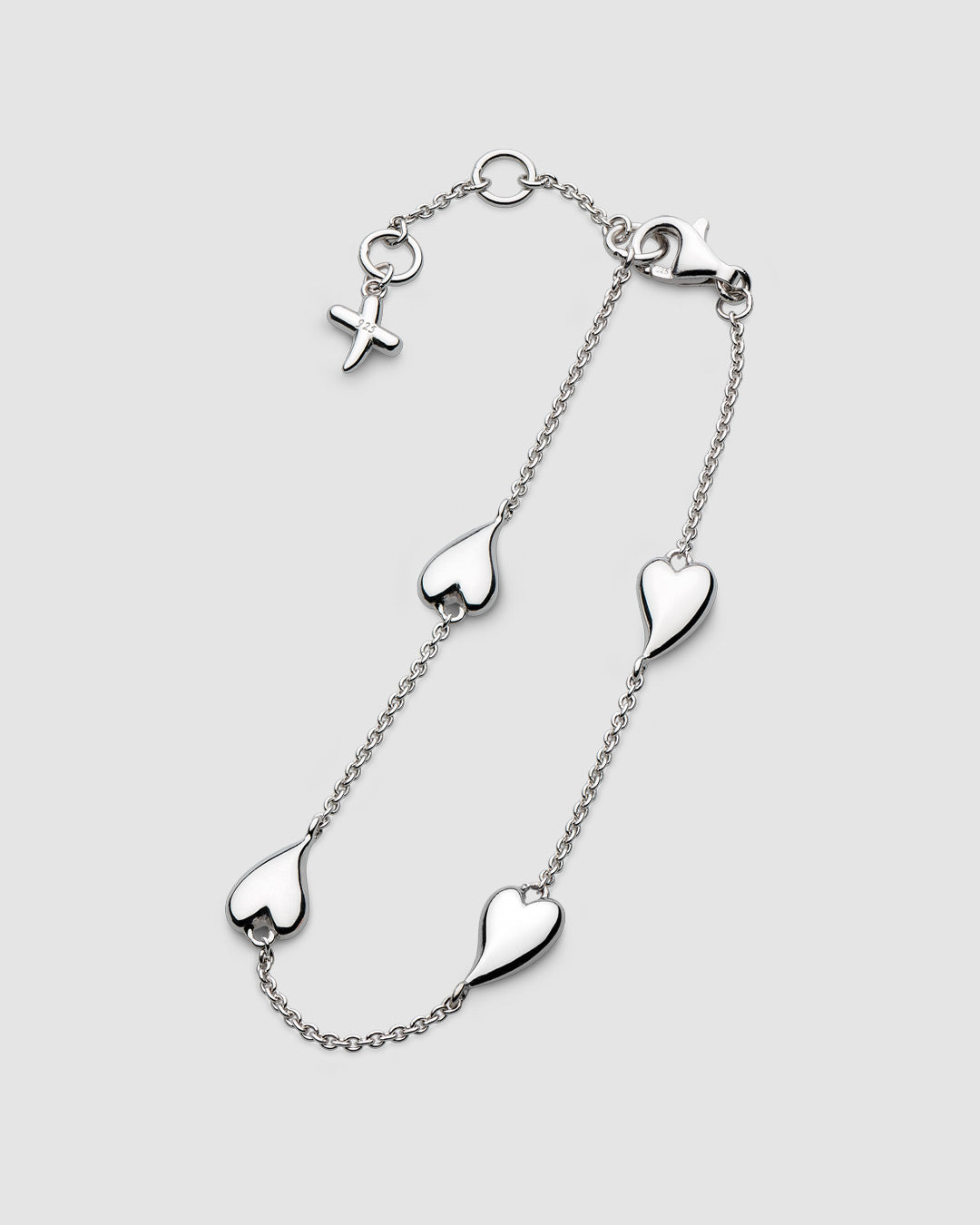 Desire Kiss Heart 7.5" Station Bracelet
