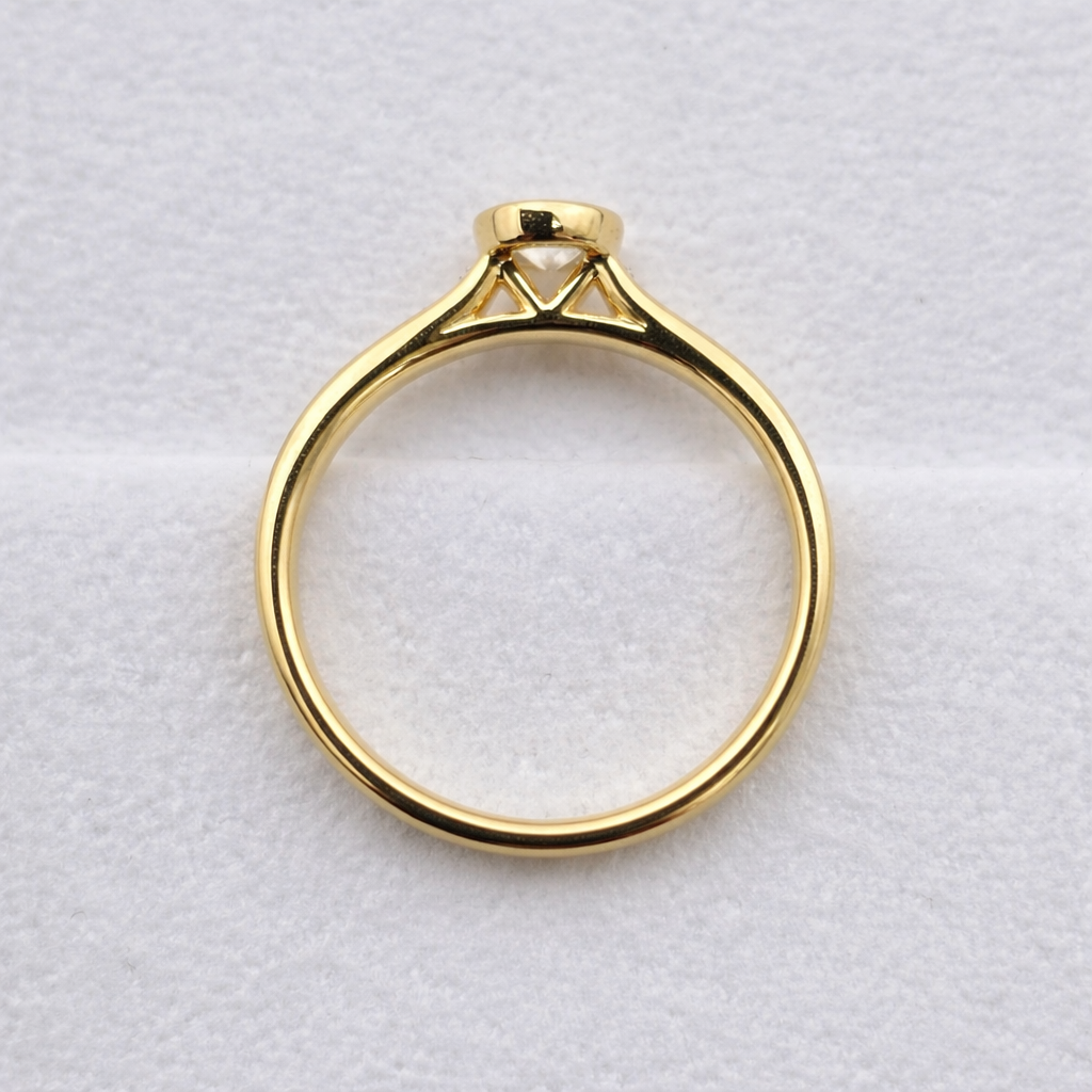 Rubover Set Diamond Ring