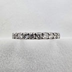 Scalloped Claw Set Diamond Band