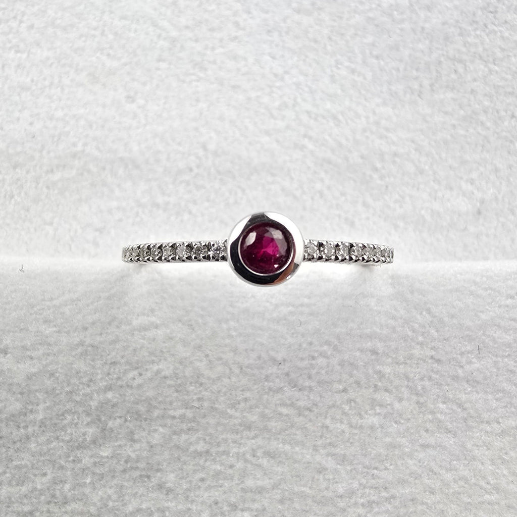 Ruby single bubble ring