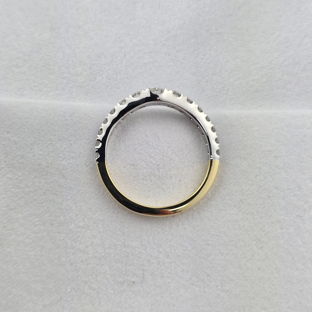 The Offset Petite Curve