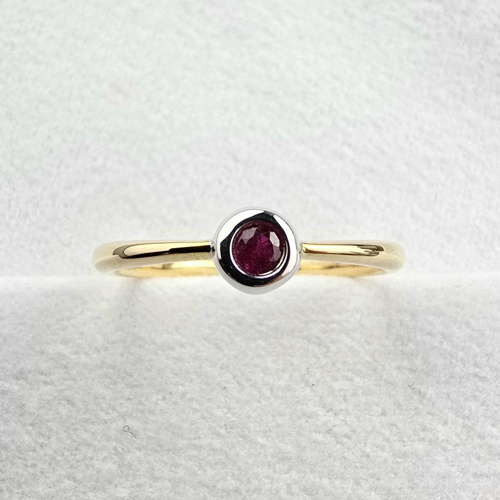 Ruby Solitaire Rubover Ring