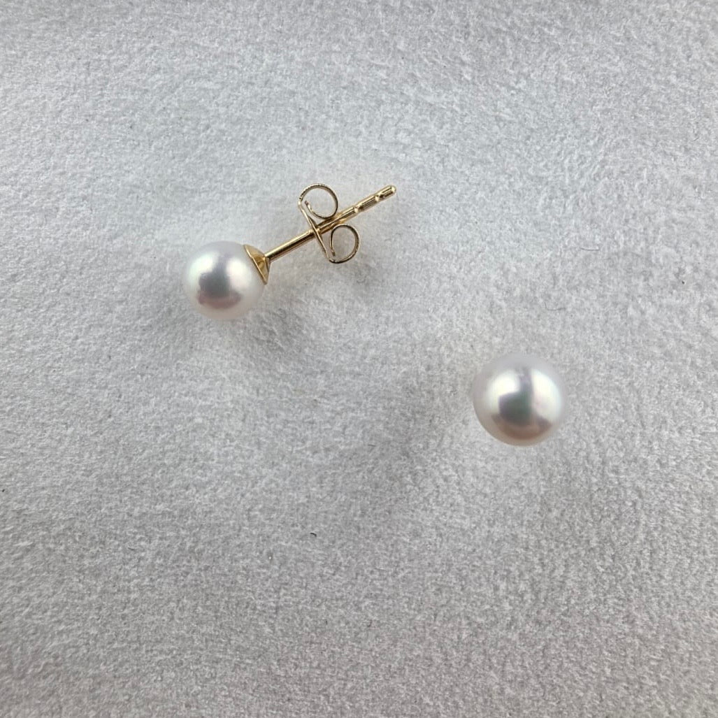 Cultured 5mm Stud