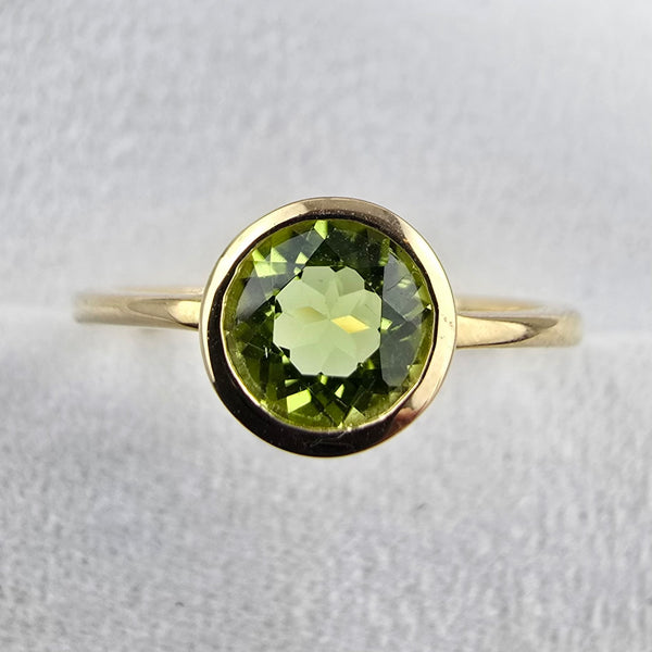 Round Peridot Rubover Ring