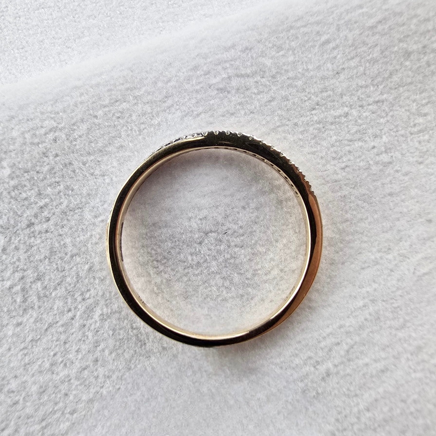 Diamond Crossover Band