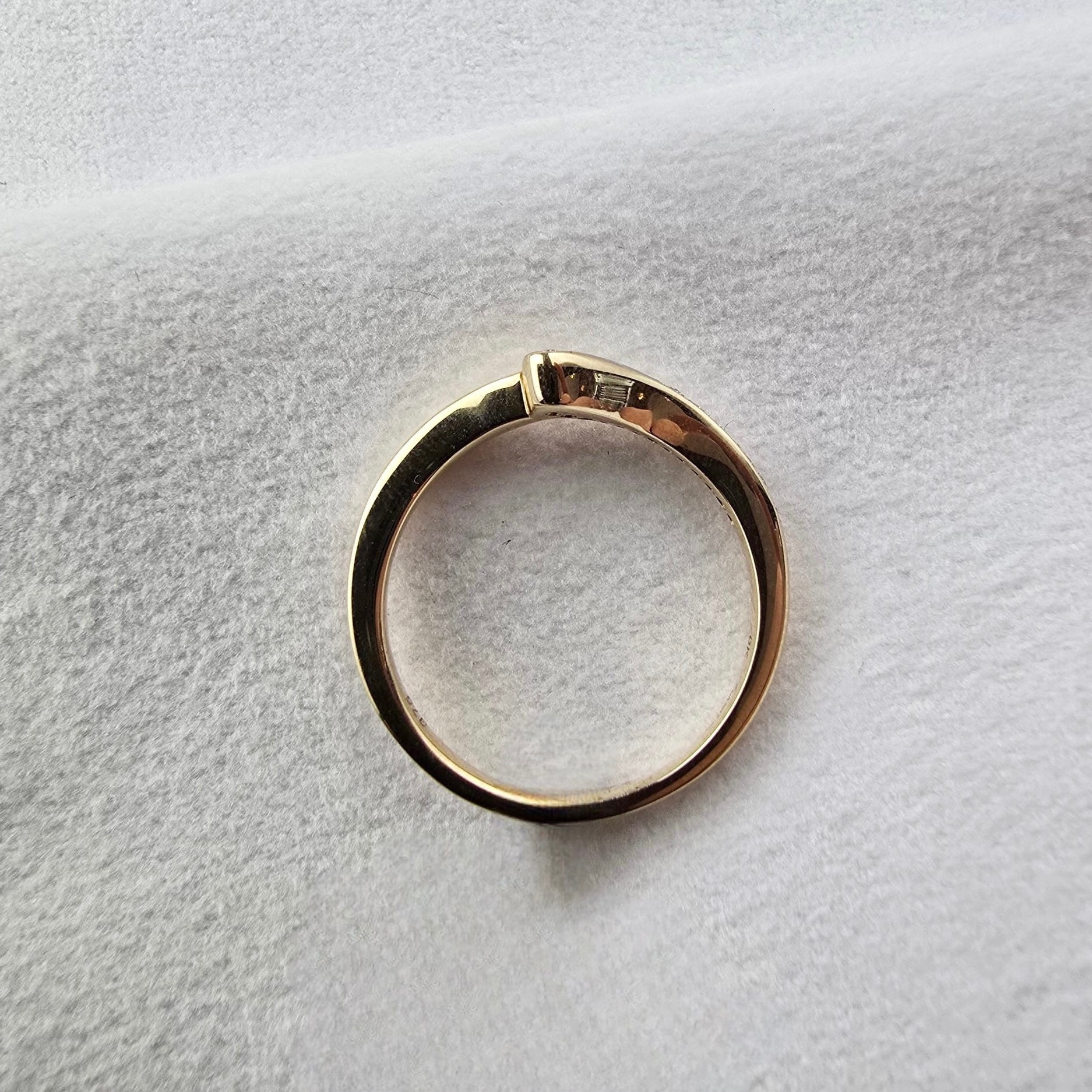 Diamond Set Wishbone