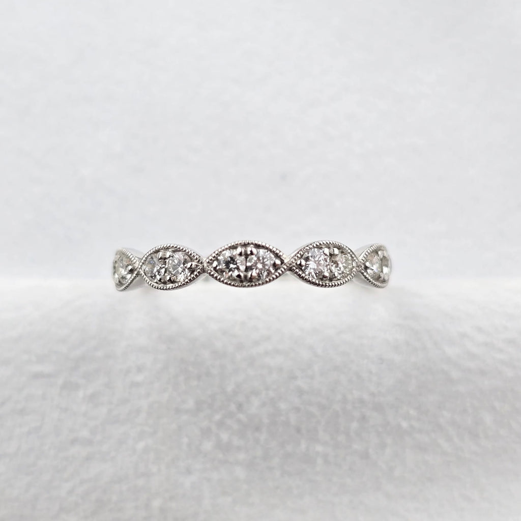 Vintage Diamond Band