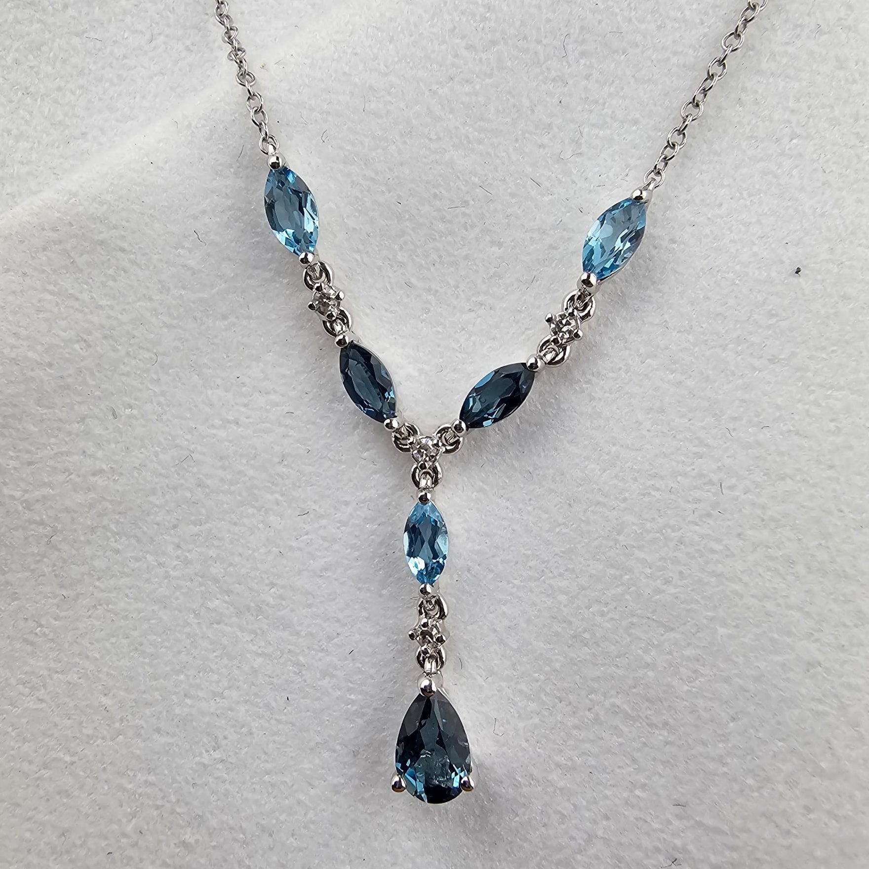 Articulating Mixed Cut Pendant