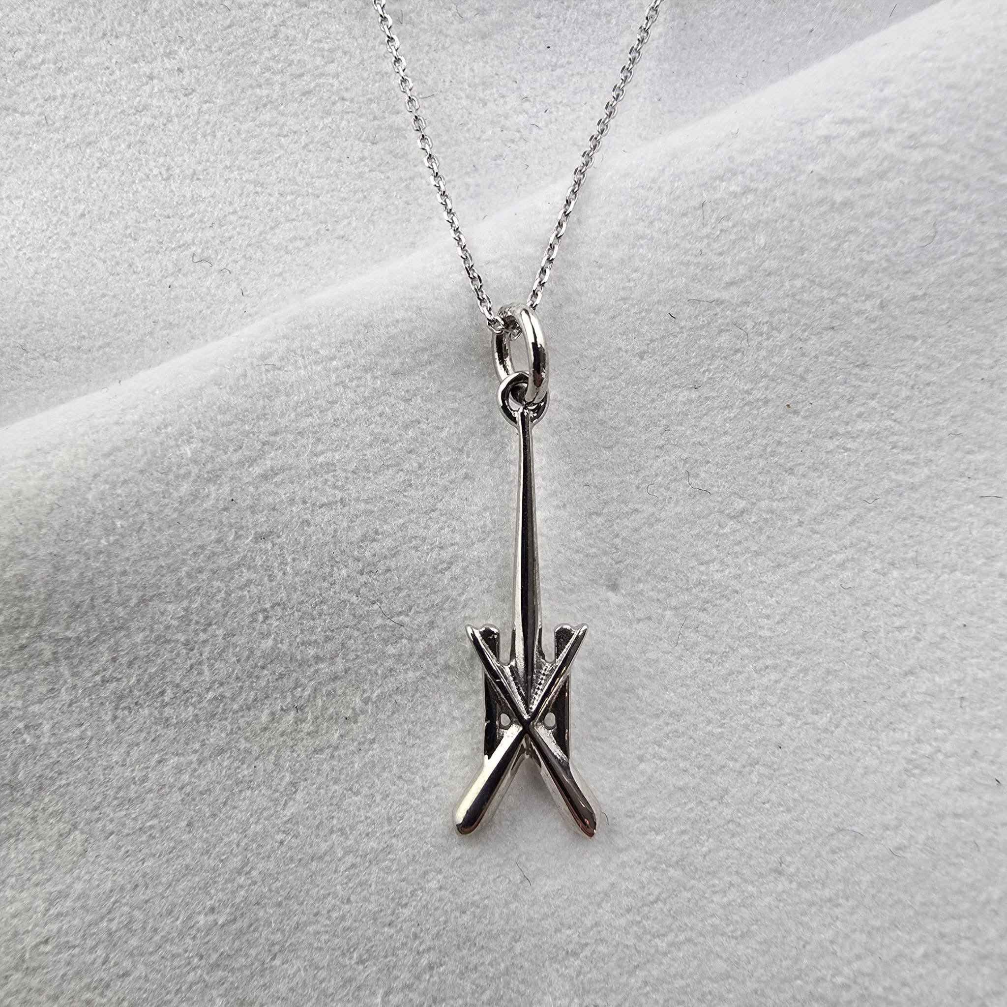 Spire White Gold Pendant