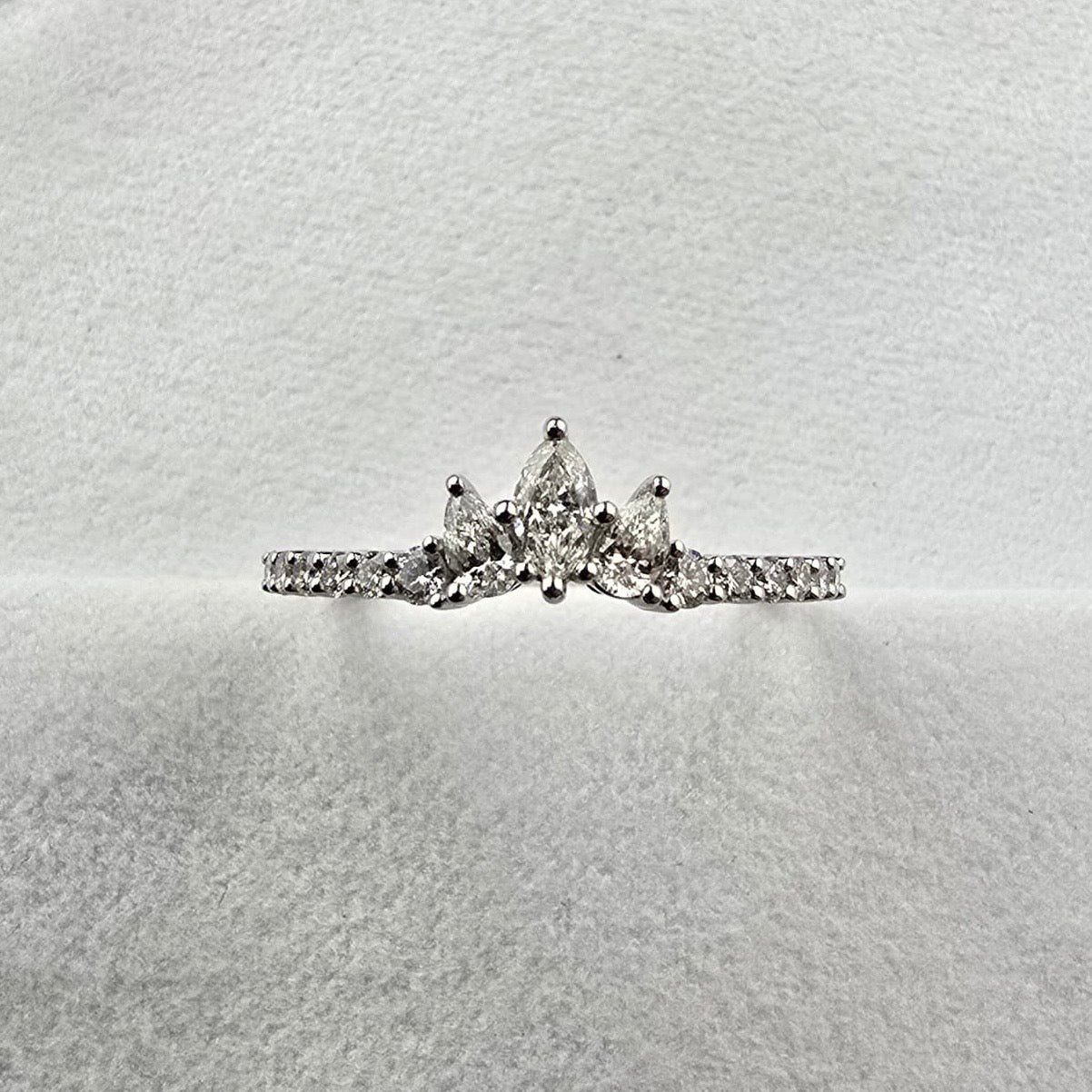 Mixed Cut Diamond Tiara Ring