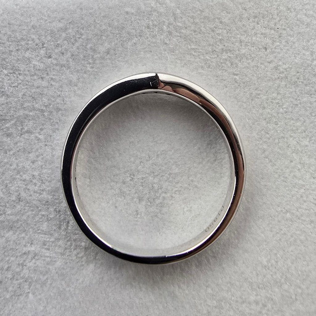 Channel Set Diamond Wishbone