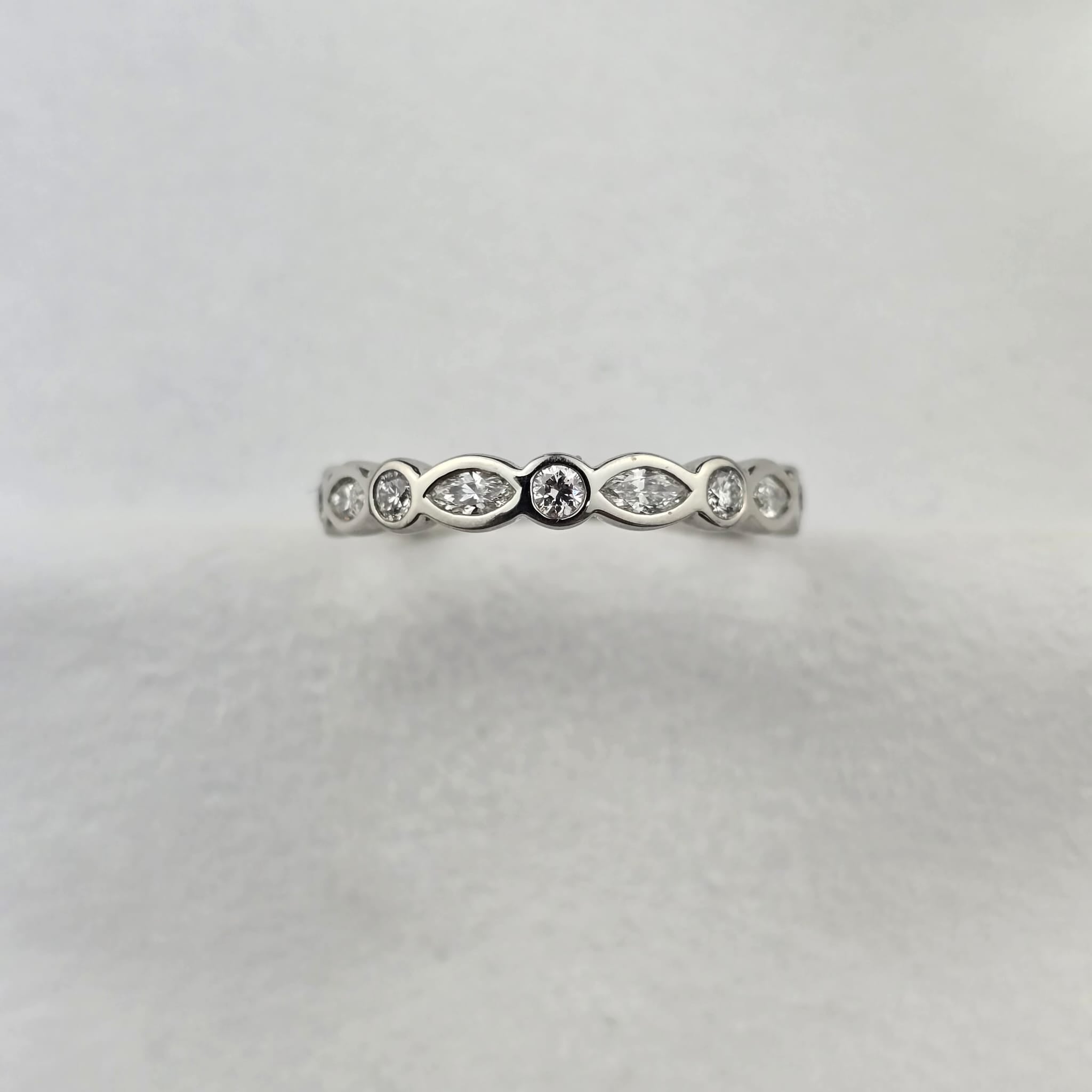 Shaped Mixed Cut Diamond Band