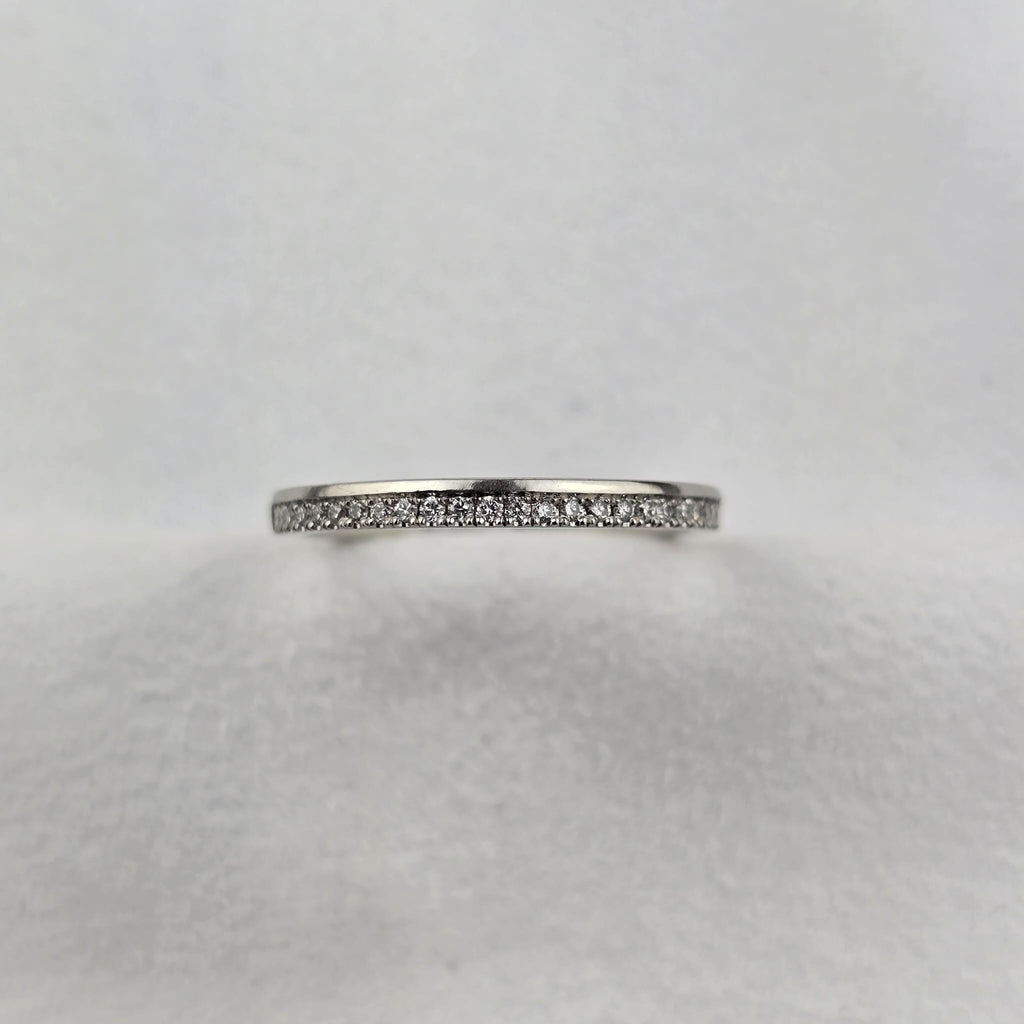 Offset Diamond Band