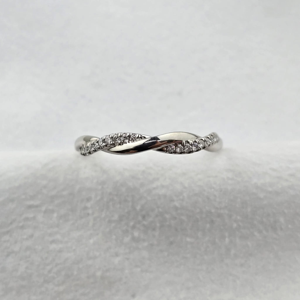 Diamond Woven Band