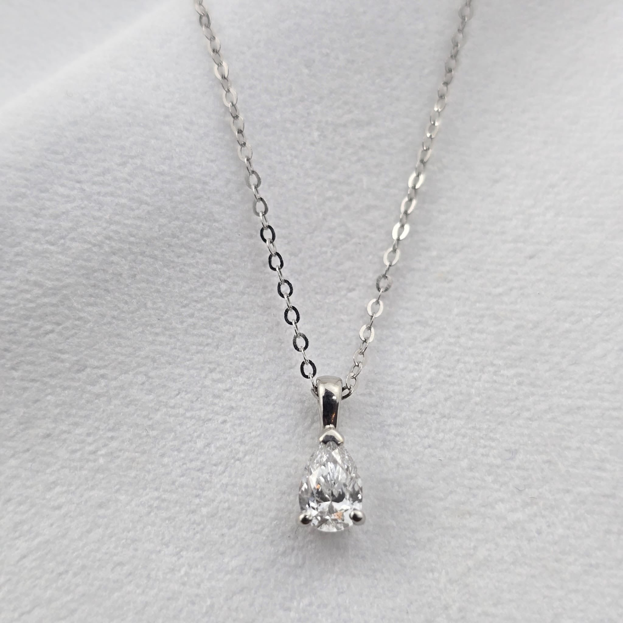 Pear Solitaire Diamond pendant