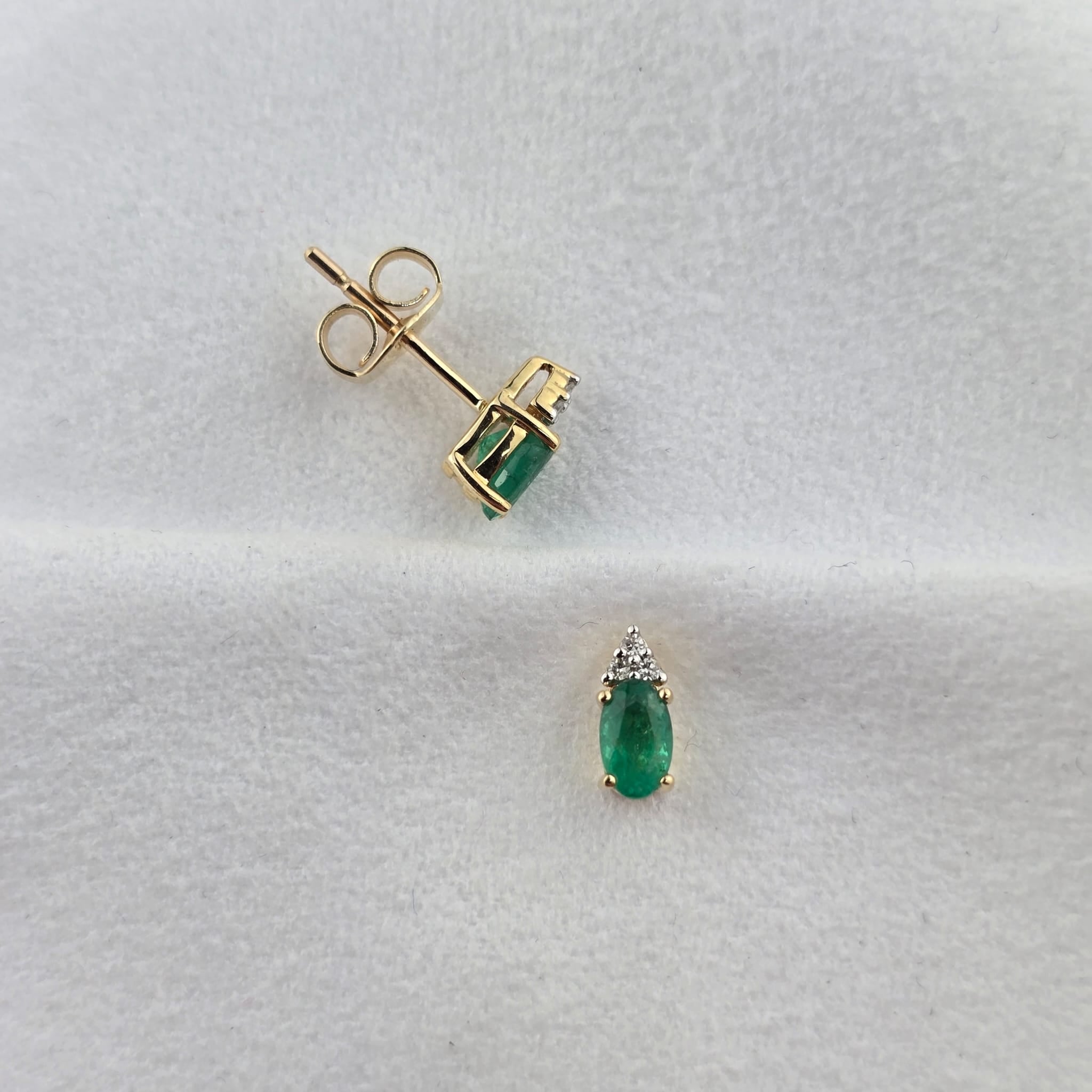 Emerald and Dimond Trefoil Studs