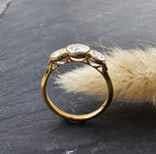 Vintage style trilogy ring