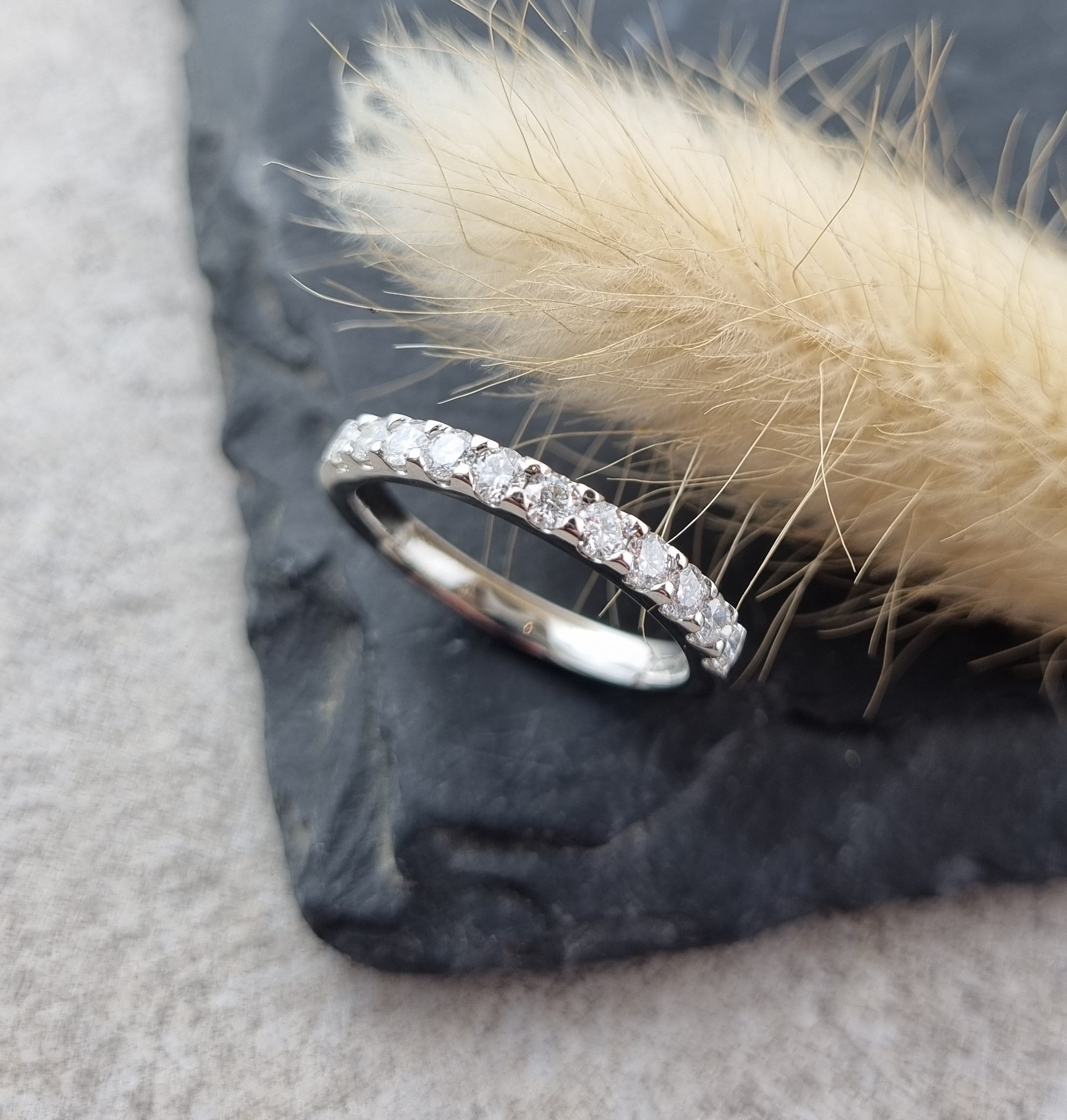Platinum scalloped claw set diamond band (0.50ct)