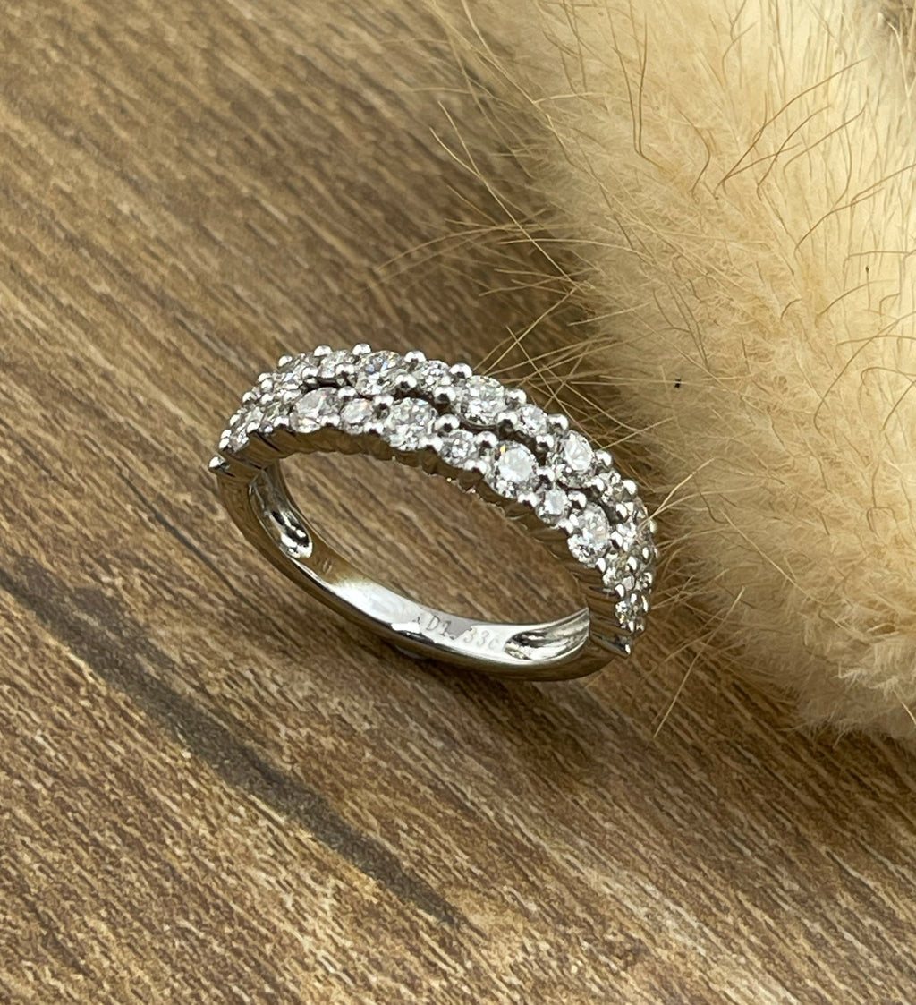 Double row wave diamond ring